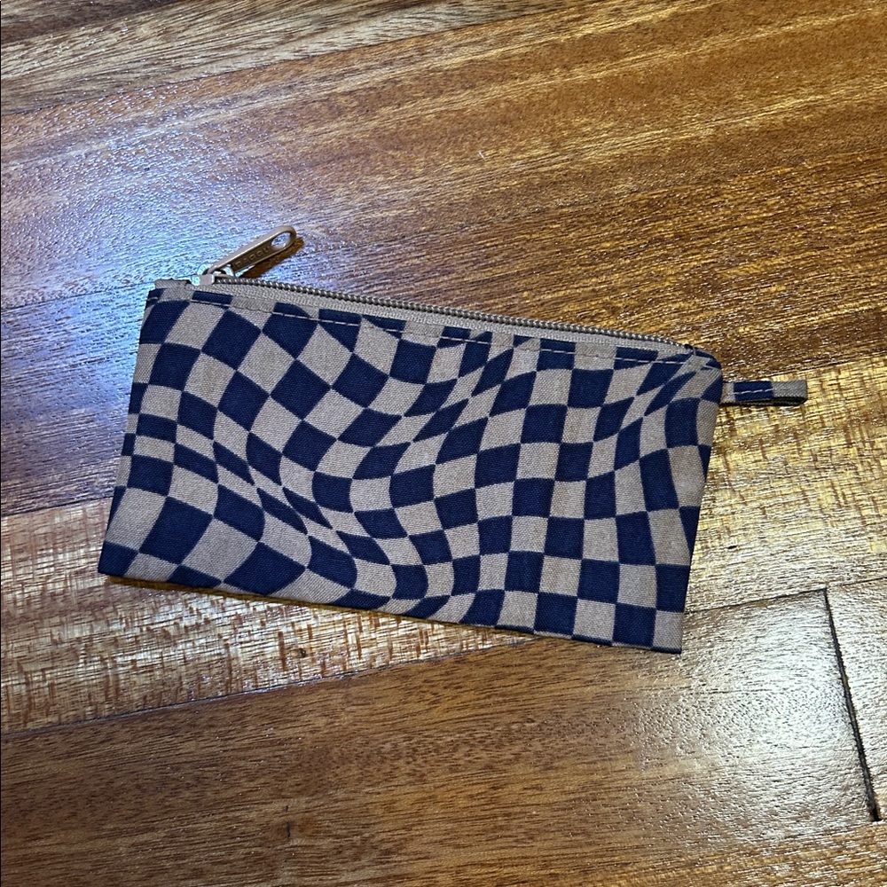 BAGGU Small Trippy Checker Small 6”x3” Pouch Rare